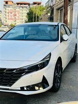 هیوندای ئەلەنترا